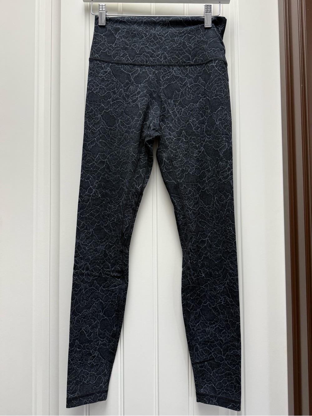 Women’s lululemon athletica Black Patterned High-Rise Leggings